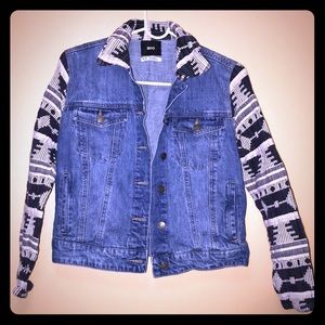 ♦️FINAL PRICE♦️ Super cute BDG jeans jacket!